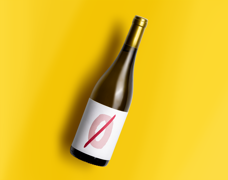 Bottiglia con etichetta alcool 0°